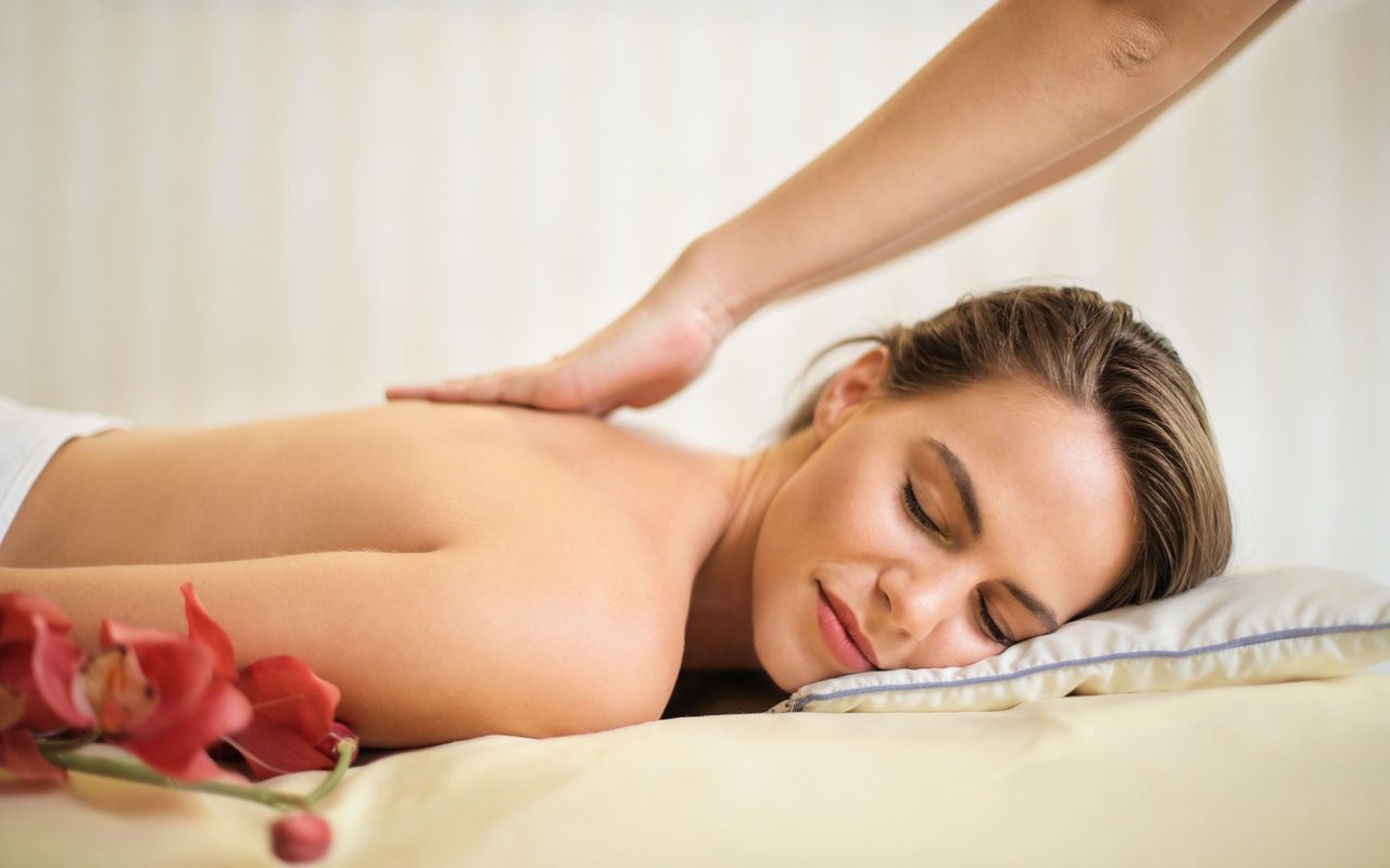 A Guide to the Best Types of Massage for Back Pain