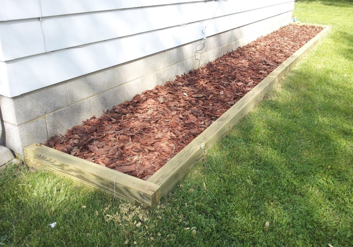 Types of Timber Garden Edging