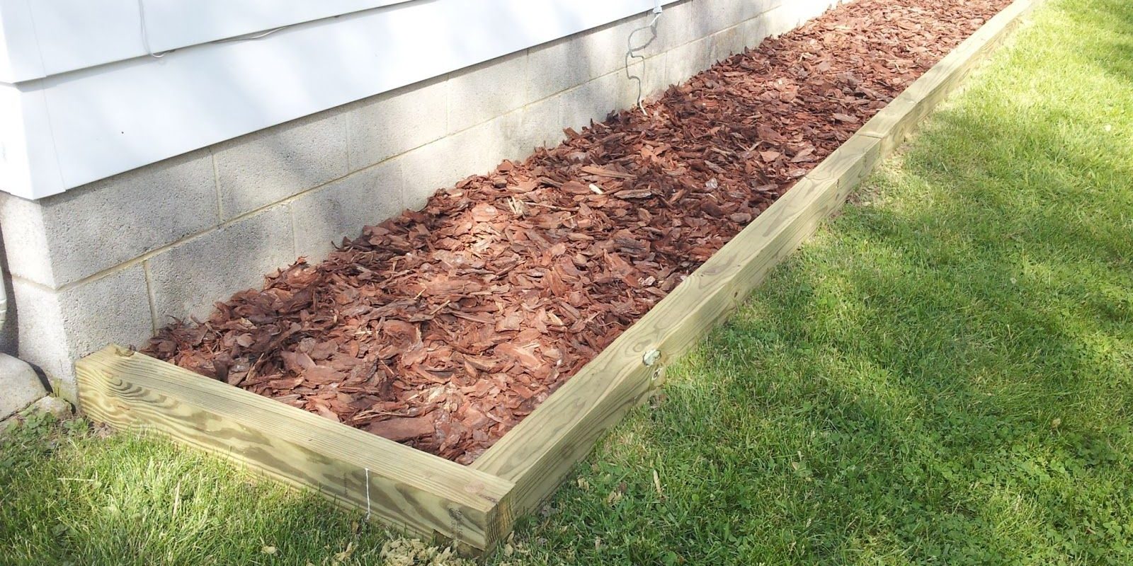 Types of Timber Garden Edging