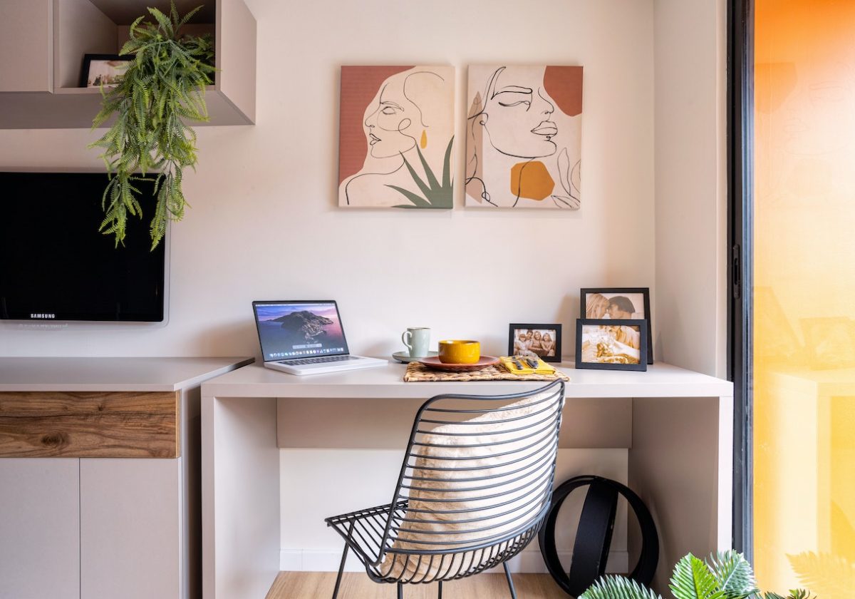 Wall Art Ideas to Refresh Your Home Office