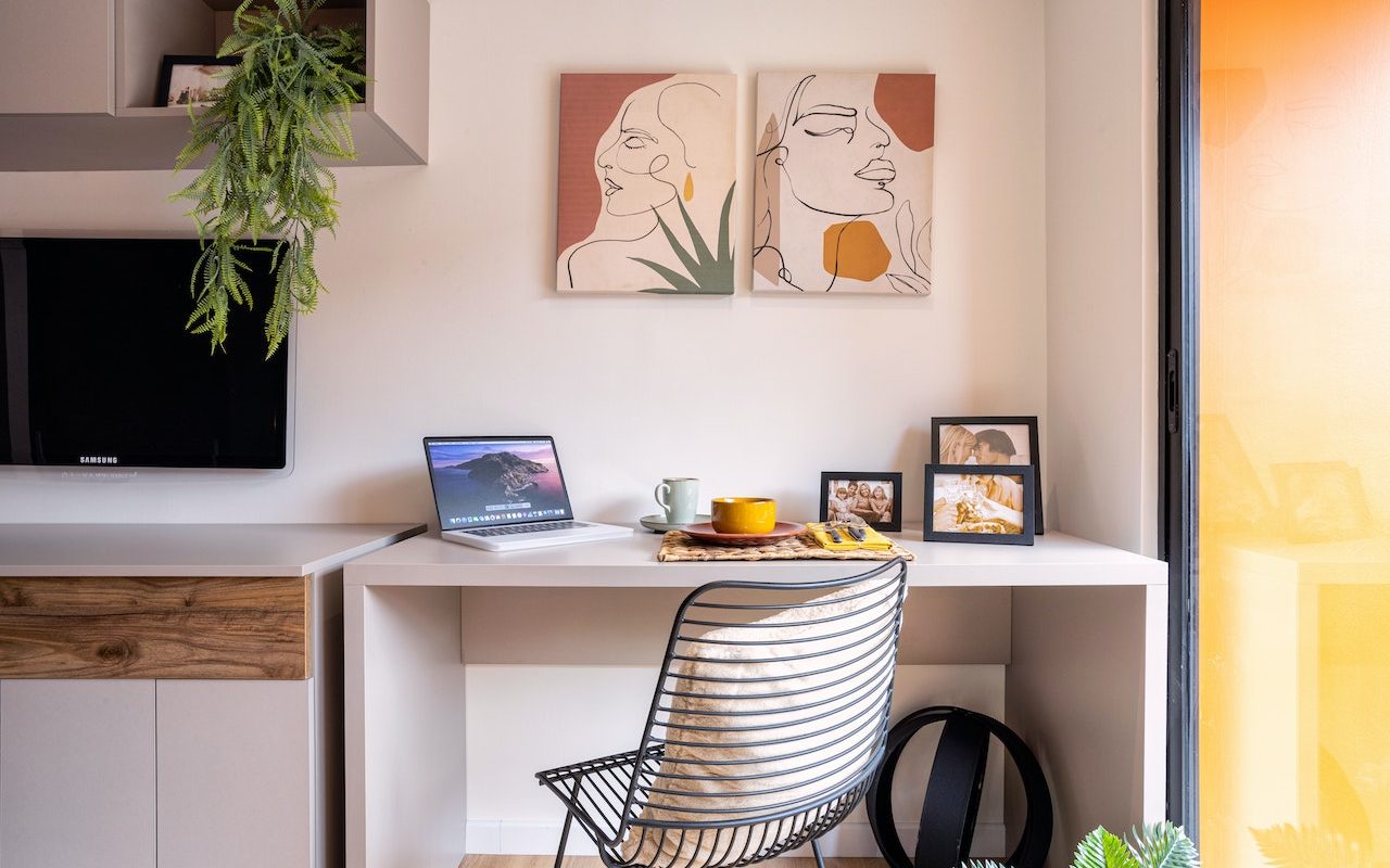 Wall Art Ideas to Refresh Your Home Office