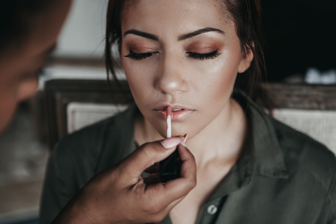 Photo How to Stop Makeup Creasing